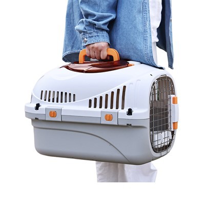 Lemmikkieläinten matkalaukku